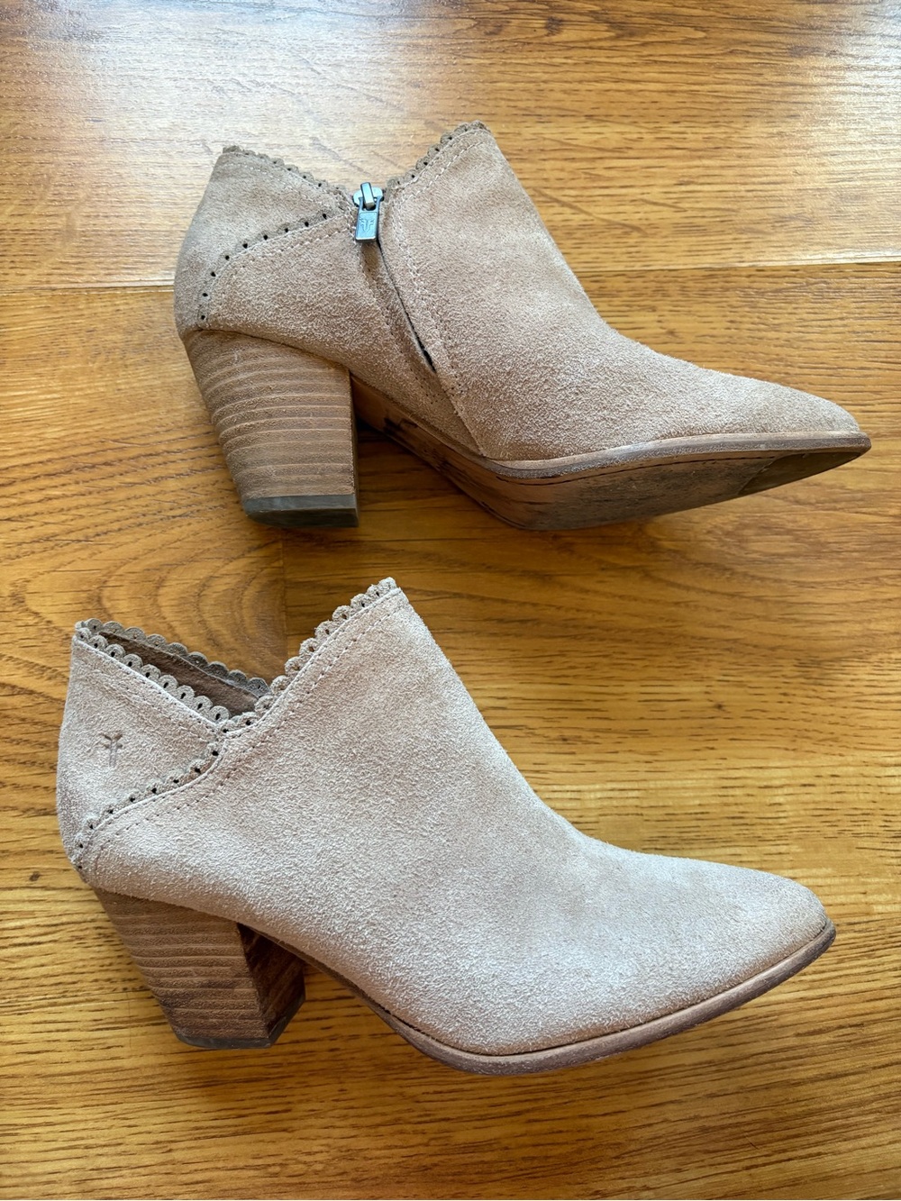Frye Reed Scallop Shootie Ankle Boots 8.5